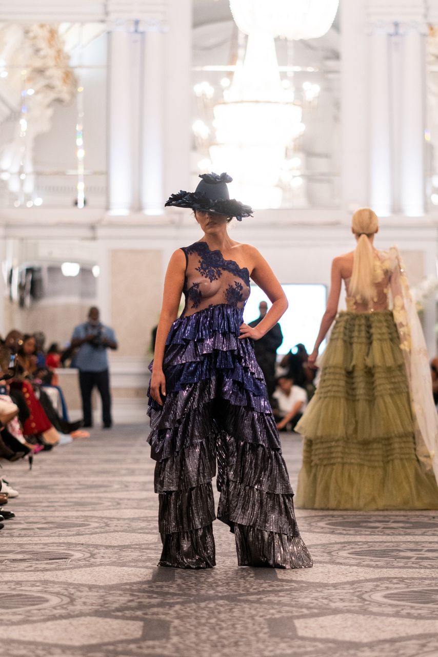 Poizn runway look 11
