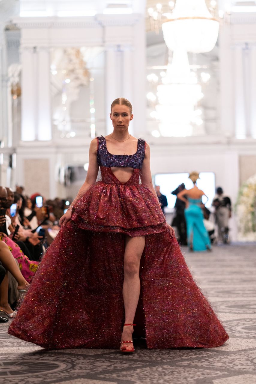 Poizn runway look 4