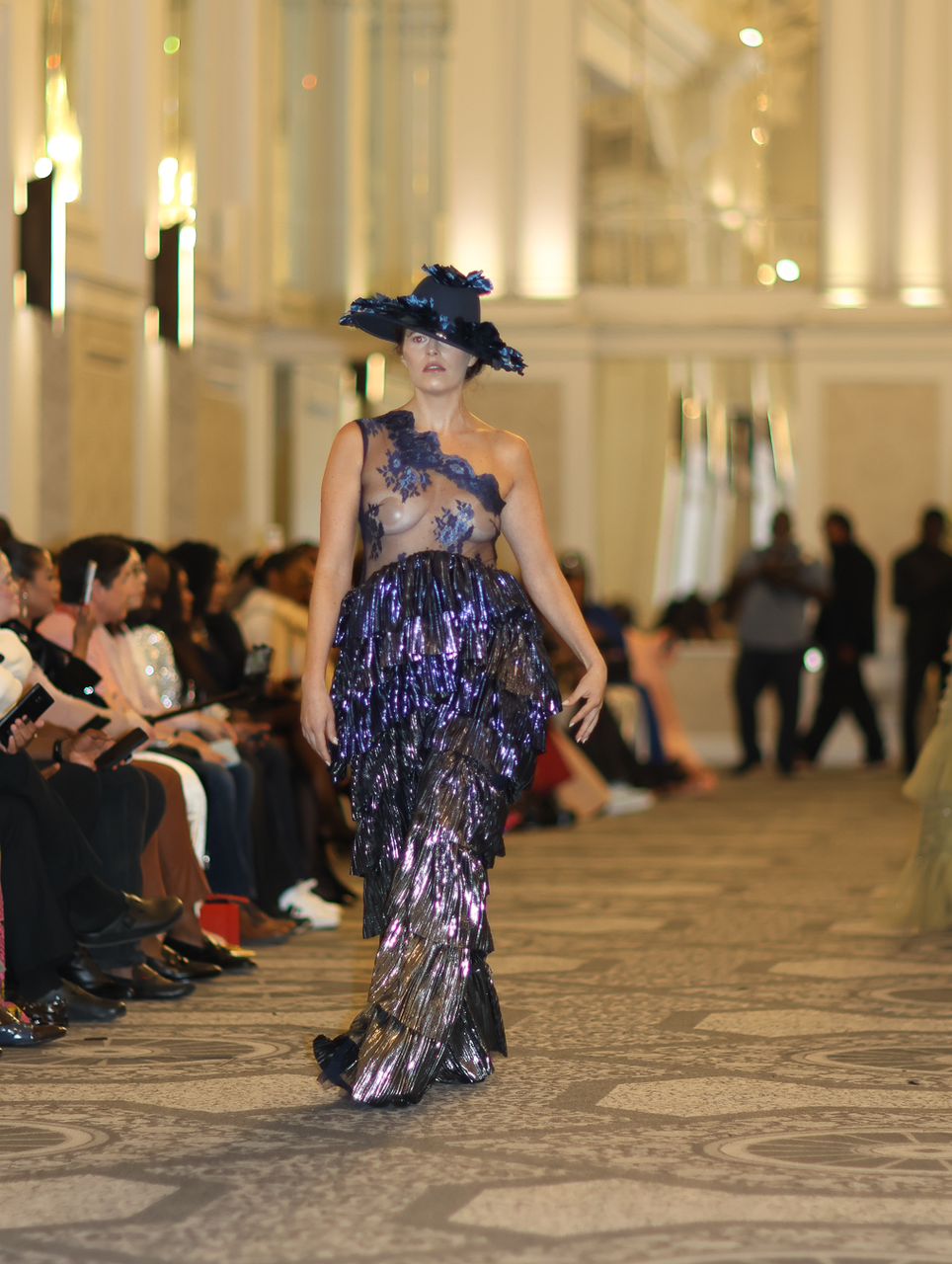 Poizn runway look 12