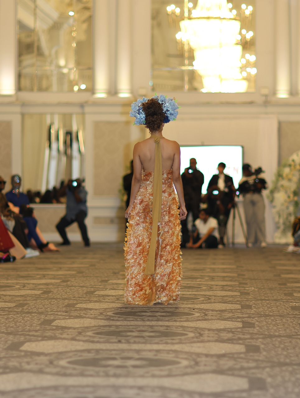 Poizn runway look 5